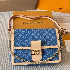 Classic Louis Vuitton Bag: A Stylish and Versatile Choice for Elegance